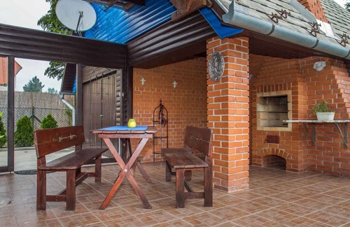Balatonkeresztur House | 60 m² House ∙ 2 bedrooms ∙ 4 guests