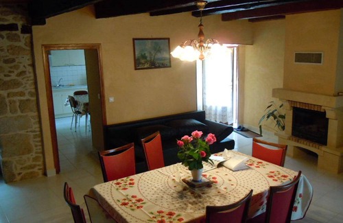 Laval House | 60 m² House ∙ 2 bedrooms ∙ 4 guests
