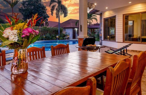 Nong Prue House | 600 m² House ∙ 6 bedrooms ∙ 12 guests