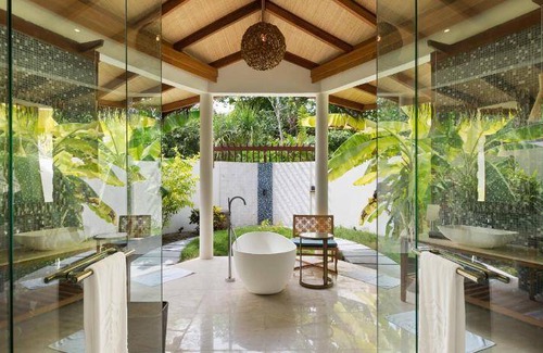 Furaveri Resort | 600 m² Resort ∙ 2 bedrooms ∙ 127 guests