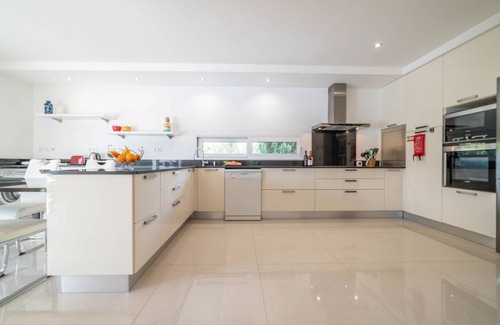 Verdizela Villa | 600 m² Villa ∙ 4 bedrooms ∙ 10 guests