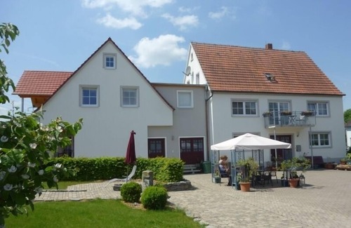 Gunzenhausen Apartment | 60qm-große Ferienwohnung im 2. Stock