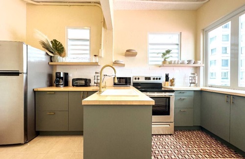 Miramar House | 610@Miramar- up to 40 people