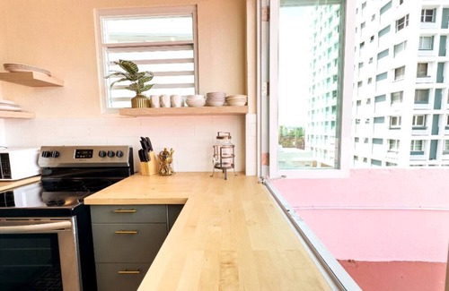Miramar House | 610@Miramar- up to 40 people