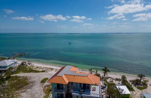 North Captiva House | 614 MANGROVE MANOR-Elevator, Private Pool and Spa, Boat Dock