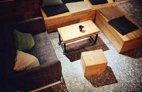 Longjing Hostel | 62巷背包客棧 Lane62 Hostel