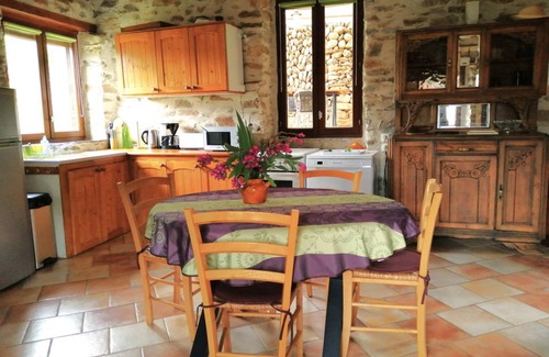 Roquebrun House | 62 m² Gîte ∙ 2 bedrooms ∙ 4 guests