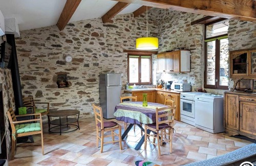 Roquebrun House | 62 m² Gîte ∙ 2 bedrooms ∙ 4 guests