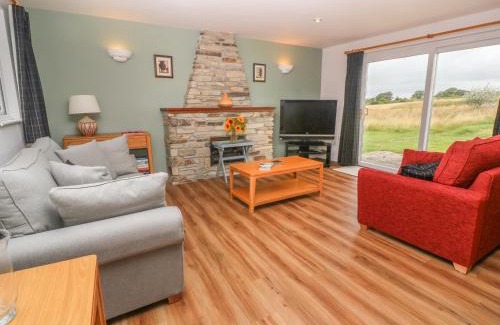 St Wenn House | 64 Waterside