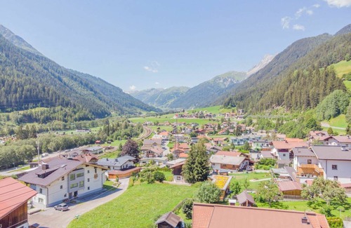 Pettneu am Arlberg Apartment | 65 m² Apartment ∙ 2 bedrooms ∙ 5 guests