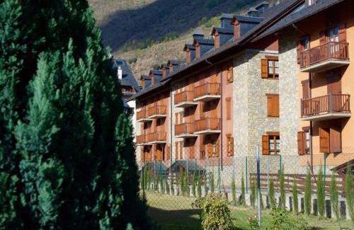 Esterri D'Aneu Apartment | 65 m² Apartment ∙ 2 bedrooms ∙ 5 guests