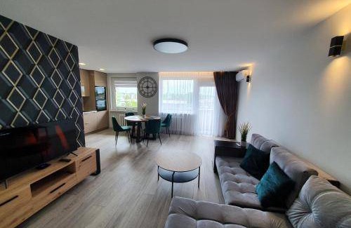 Siauliai City Center Apartment | 65 m² Apartment ∙ 2 bedrooms ∙ 6 guests