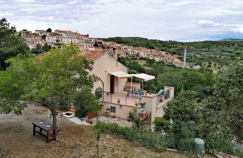 Belesta House | 65 m² Gîte ∙ 2 bedrooms ∙ 4 guests