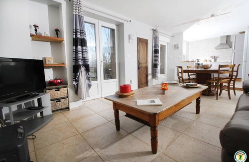 Hostun House | 65 m² Gîte ∙ 2 bedrooms ∙ 5 guests