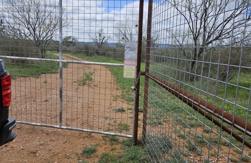 Llano House | 66 Acres Fenced in Hill Country Barndo 5 miles from City of Llano Great Views