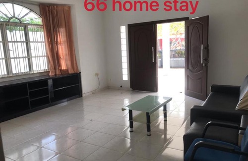 Teluk Intan House | 66 Semi-D Homestay