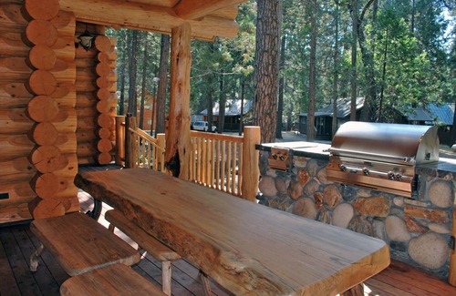 North Wawona Cabin | (67) El Capitan at The Redwoods In Yosemite