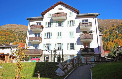 Pontresina Apartment | 67 m² Apartment ∙ 2 bedrooms ∙ 4 guests