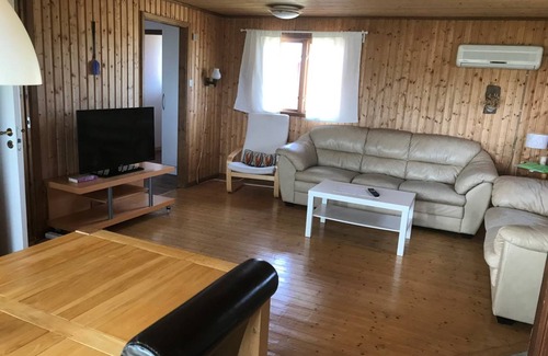 Kopingsvik House | 67 m² House ∙ 2 bedrooms ∙ 5 guests