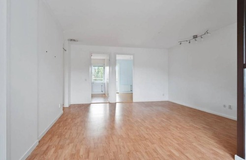 Upplands Vasby Municipality Apartment | 68 m² Apartment ∙ 3 bedrooms ∙ 2 guests