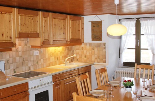 Auberson House | 68 m² House ∙ 2 bedrooms ∙ 5 guests