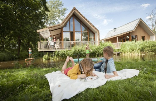 Reeuwijk House | 69 m² House ∙ 2 bedrooms ∙ 4 guests