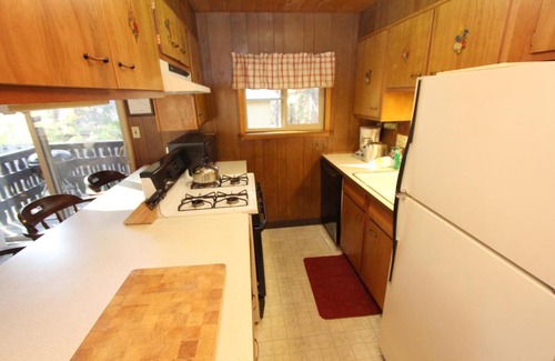 North Wawona Ski Chalet | 6B Meadow View