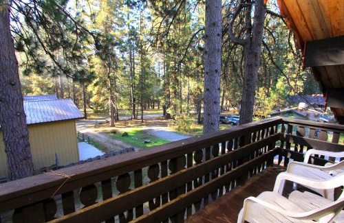 North Wawona Ski Chalet | 6B Meadow View