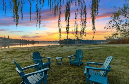 Bremerton House | 6B4B Oceanfront with Mt. Rainier Views @Bremerton