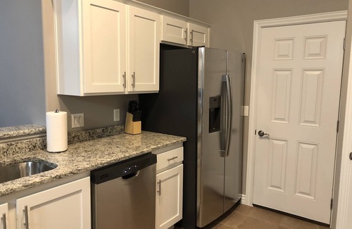 Cedar City House | 6BR/4BA Dual-Townhome Sleeps 12 Near Zion & Shakespeare Festival
