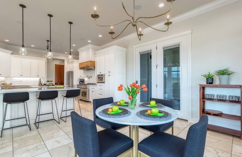 Walla Walla House | 6BR Walla Walla Estate: Pool, Jacuzzi, Theater