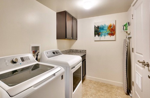 Moab South Valley Condo | 6D Moab RedCliff Condo Pet Friendly Pool and Hot Tub