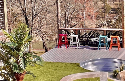 La Follette Cabin | 7 bdrm covered dock, hot tub, cwby pool, sleeps 24, “Mountain Oasis”
