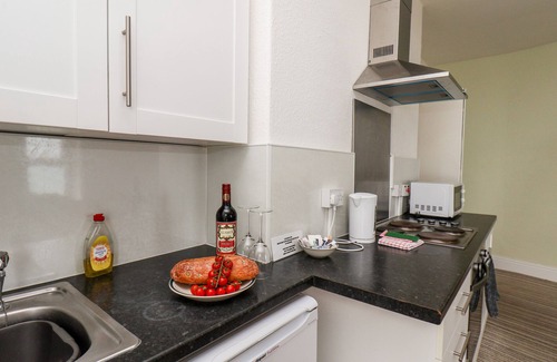 Bridlington Old Town Cottage | 7 BEACH VIEW @ BEACONSFIELD HOUSE in Bridlington