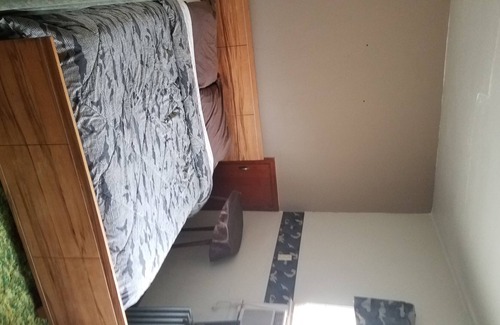 Strasburg House | 7 Bed/2 Bath House...rent the house or just a room