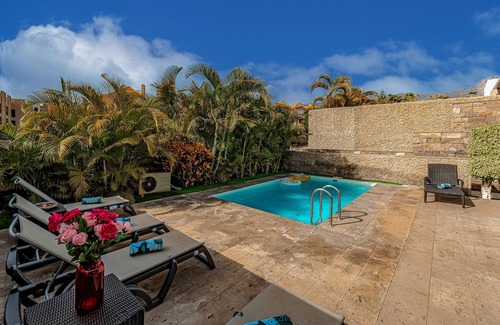 Costa Adeje Villa | 7 bed villa with private heated pool @28º for free & WiFi, 5 min walk from beach