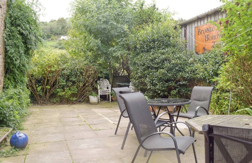 Redbrook Cottage | 7 bedroom accommodation in Whitchurch