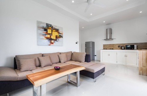 Plai Laem Villa | 7 bedroom villa with sea view and view of Samui elephant Haven elephant