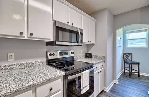 Huntcliff House | 7 beds~10 mins to Ft Jackson!