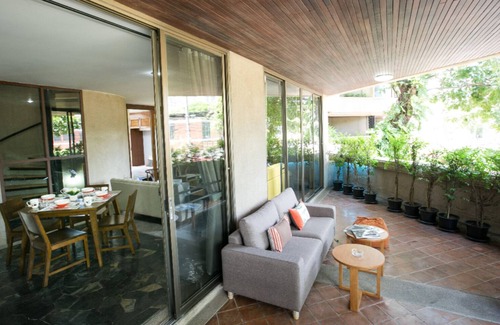 Thung Maha Mek House | 7 BR 4 Stories Townhouse 5min walk to MRT Central Bangkok