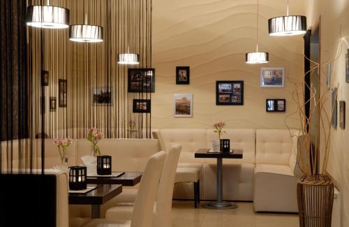 Kamenets-Podol'skiy Hotel | 7 Days Hotel Kamyanets-Podilskyi