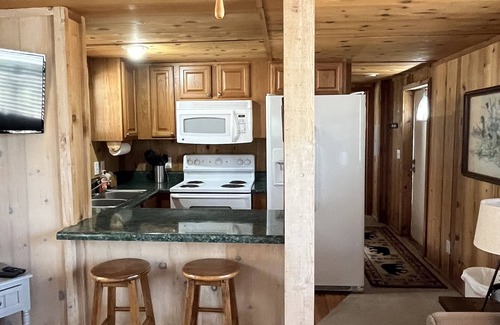 Franklin Cabin | #7 High Country Haven Camping and Cabins