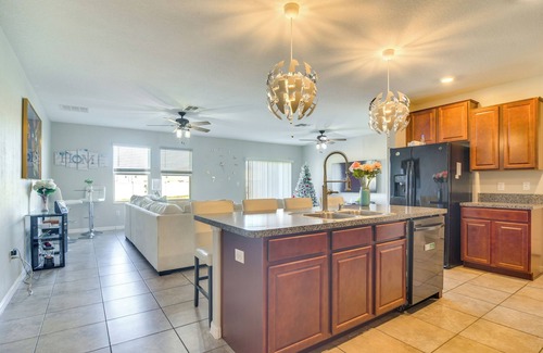 Sun City Center House | 7 Mi to Beach: Spacious Ruskin Home w/Patio