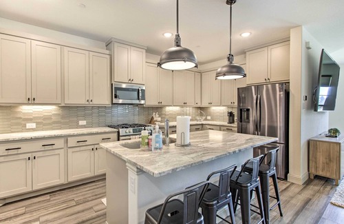 Frisco House | 7 Mi to Lewisville Lake: Family Townhome in Frisco