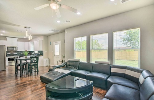 Texas City House | 7 Mi to Ocean: Family-Friendly Texas City Home!