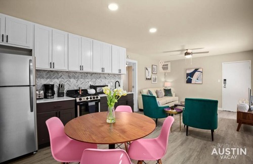 Westfield Apartment | 7-Minute Walk to Deep Eddy Pool, Parking, and Grill