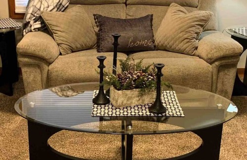 Altoona House | 7 minutes from UPMC Altoona cheerful 2bedroom home