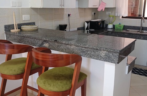 Diani Beach Apartment | 7 minutes Walk to the White Sandy Diani ⛱️ Beach