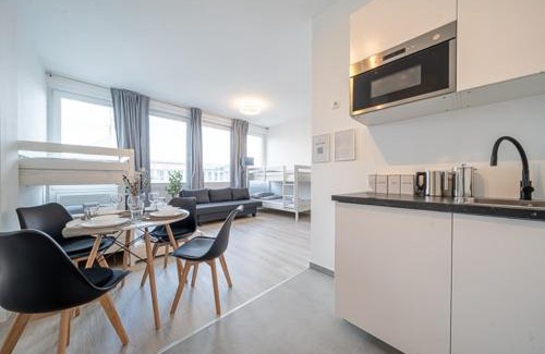 Englschalking Apartment | 7 Modern city studio for 7 Bogenhausen near Messe Munich