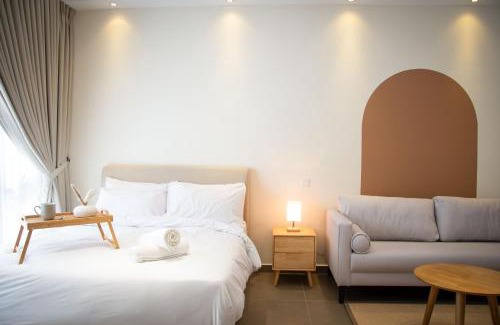 Sungai Penchala Apartment | 7 Mossaz skypool 5mins to 1U and Ikea atEmpire City
